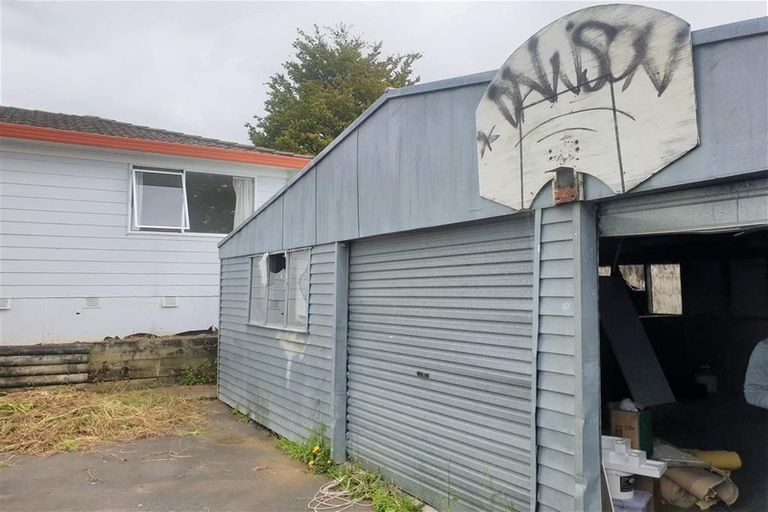 Photo of property in 4 Dunstan Place, Otara, Auckland, 2023