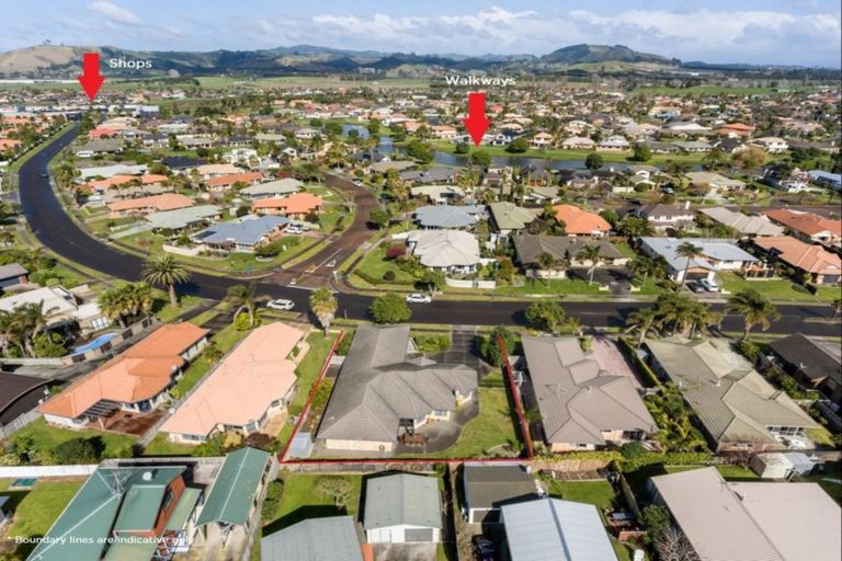 Photo of property in 73 Santa Monica Drive, Papamoa Beach, Papamoa, 3118