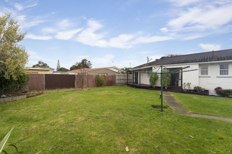 Photo of property in 27 Winton Street, Paraparaumu Beach, Paraparaumu, 5032