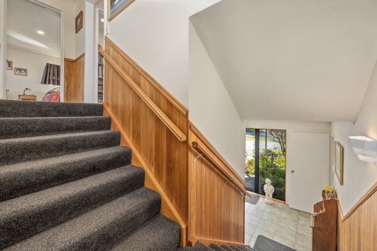 Photo of property in 13 Cherry Lane, Acacia Bay, Taupo, 3330