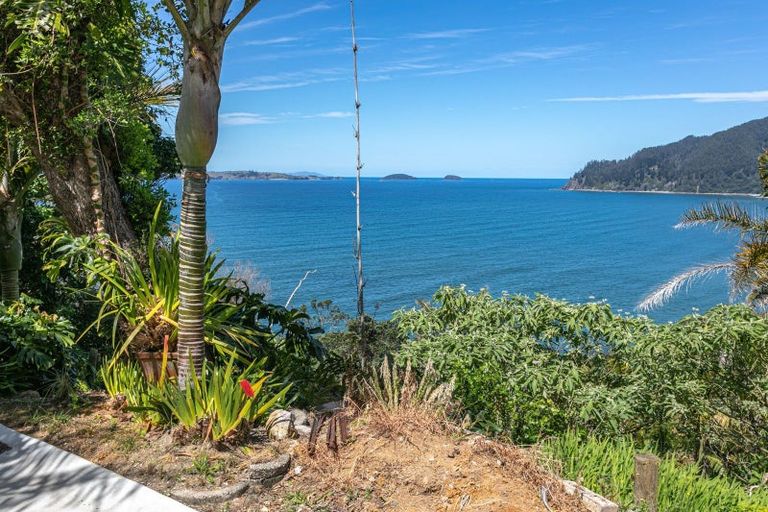 Photo of property in 237 Paku Drive, Tairua, 3508