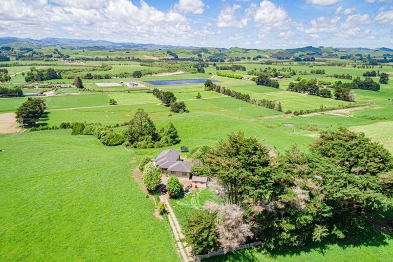 Photo of property in 165 Ridge Road, Pahiatua, 4983