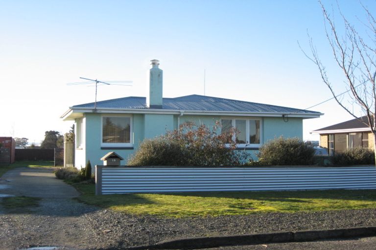 Photo of property in 15 Park Street, Winton, 9720