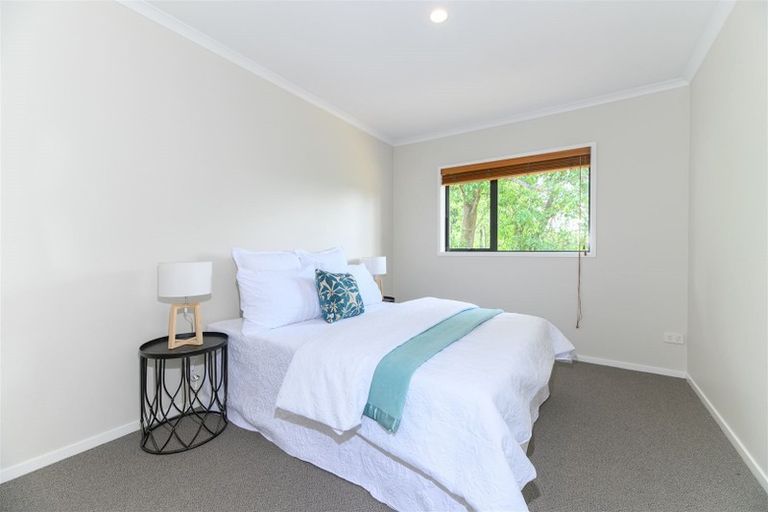 Photo of property in 57a Sabulite Road, Kelston, Auckland, 0602