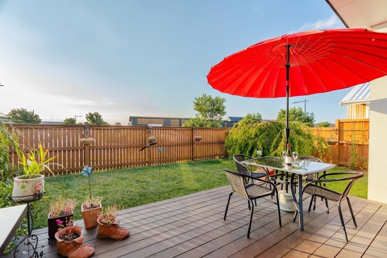 Photo of property in 57 Awatira Drive, Papamoa Beach, Papamoa, 3118