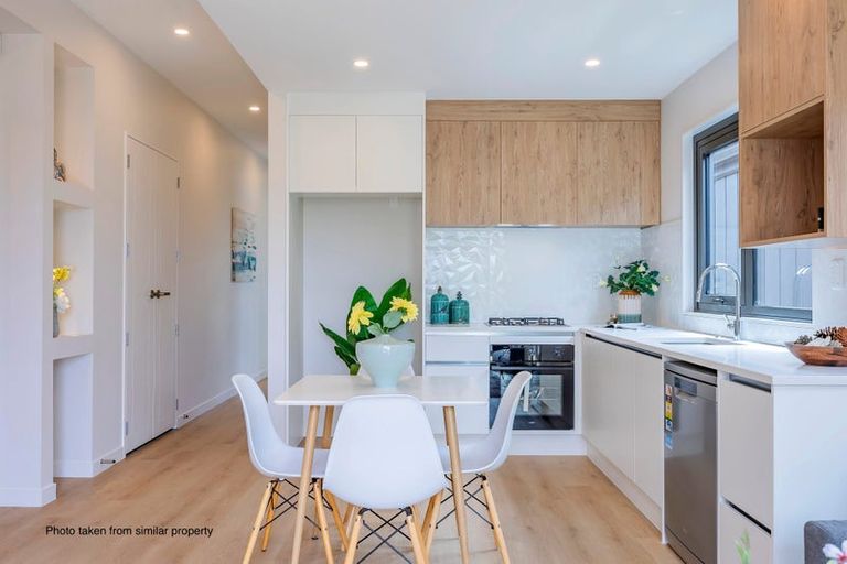 Photo of property in 53 Taukahiwi Road, Pukekohe, 2120