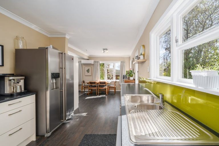 Photo of property in 38 Hine Road, Wainuiomata, Lower Hutt, 5014