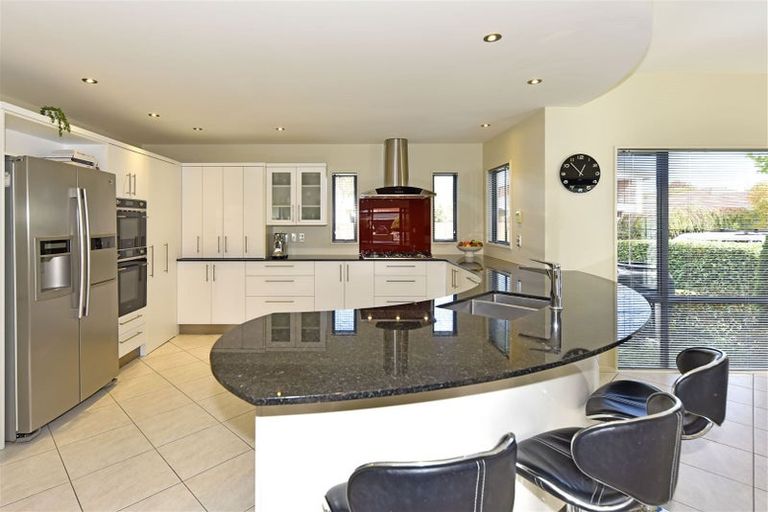 Photo of property in 8 Janal Place, Northwood, Christchurch, 8051