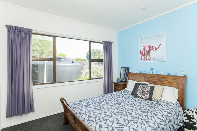 Photo of property in 42 Whitmore Road, Ormond, Gisborne, 4071