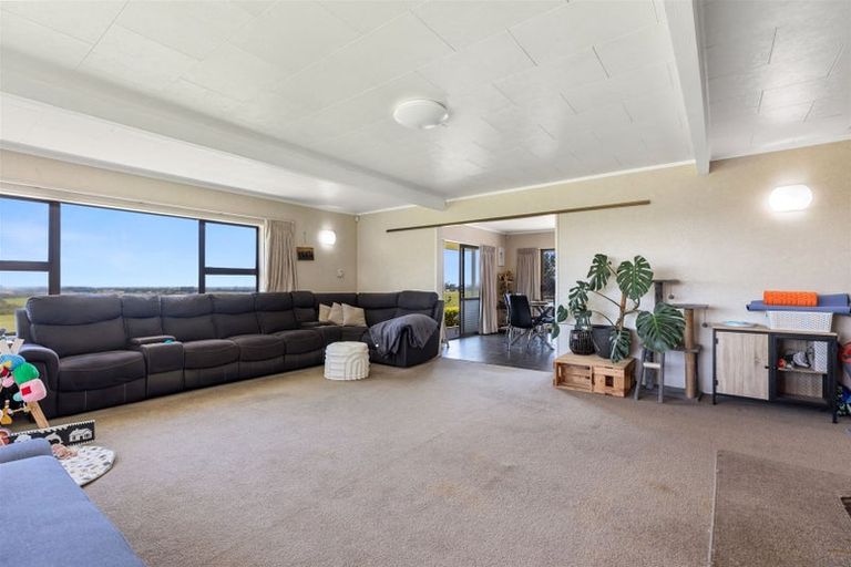 Photo of property in 1568a Old Coach Road, Pukehina, 3186