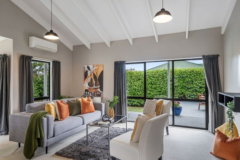 Photo of property in 11 Sunburst Court, Paraparaumu Beach, Paraparaumu, 5032