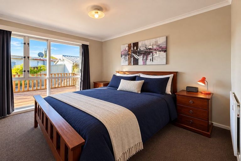 Photo of property in 17 Mortlake Street, Islington, Christchurch, 8042