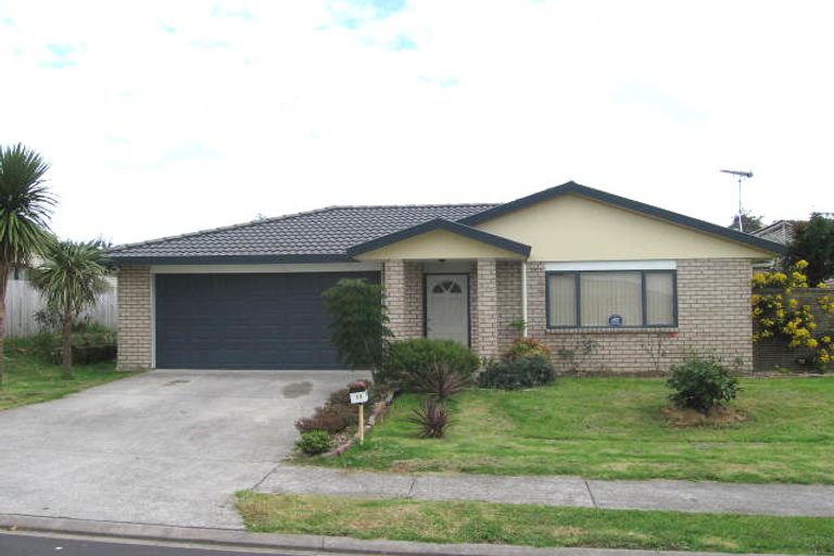 Photo of property in 17 Ferngrove Avenue, Ranui, Auckland, 0612
