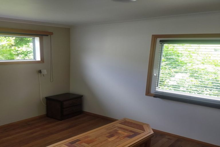 Photo of property in 26 Porterfield Street, Macandrew Bay, Dunedin, 9014