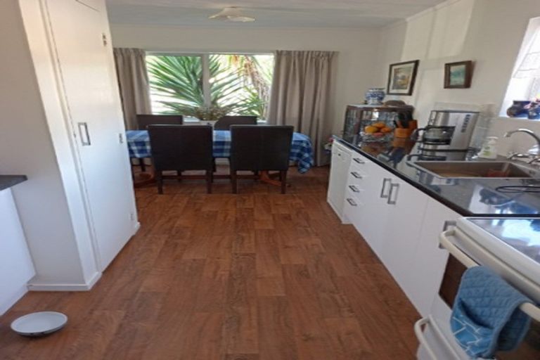 Photo of property in 36 Tararua Street, Pahiatua, 4910