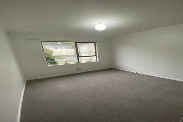 Photo of property in 71 Fyvie Avenue, Tawa, Wellington, 5028