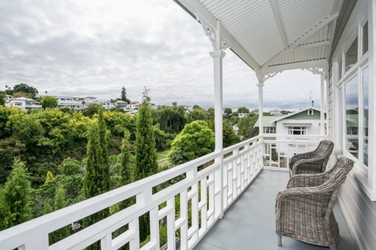 Photo of property in 19 May Avenue, Hospital Hill, Napier, 4110