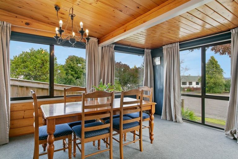 Photo of property in 6 Kensington Place, Richmond Heights, Taupo, 3330