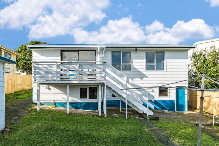Photo of property in 18 Kokiri Crescent, Waitangirua, Porirua, 5024