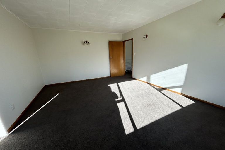 Photo of property in 6a Tait Place, Carterton, 5713