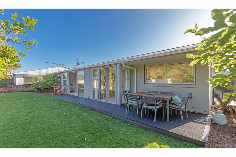 Photo of property in 1 Ferniehurst Street, Somerfield, Christchurch, 8024