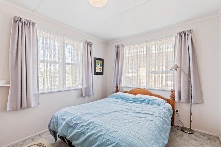 Photo of property in 135 Cracroft Street, Waitara, 4320