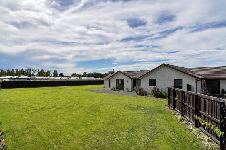 Photo of property in 60 Parsonage Road, Woodend, 7610