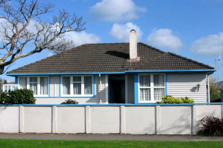 Photo of property in 18 Cardiff Street, Awapuni, Palmerston North, 4412