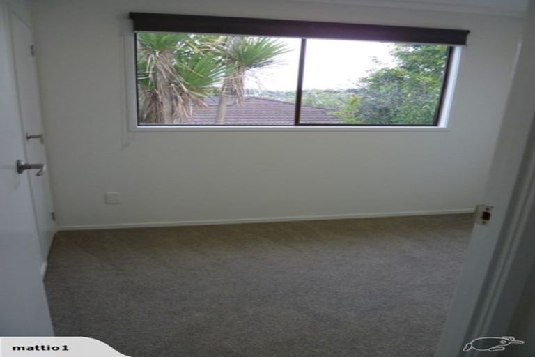 Photo of property in 12 Wilkinson Way, Browns Bay, Auckland, 0630