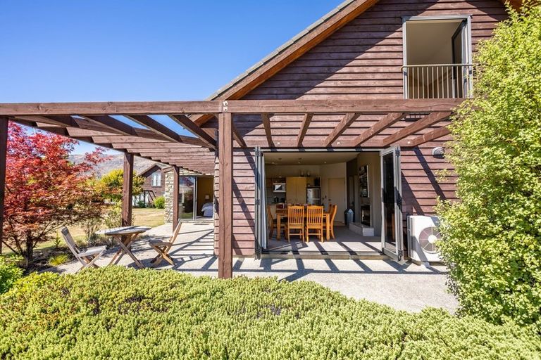 Photo of property in Heritage Village, 9 Villa Lane, Wanaka, 9382