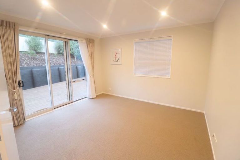 Photo of property in 63 Mackay Drive, Greenhithe, Auckland, 0632