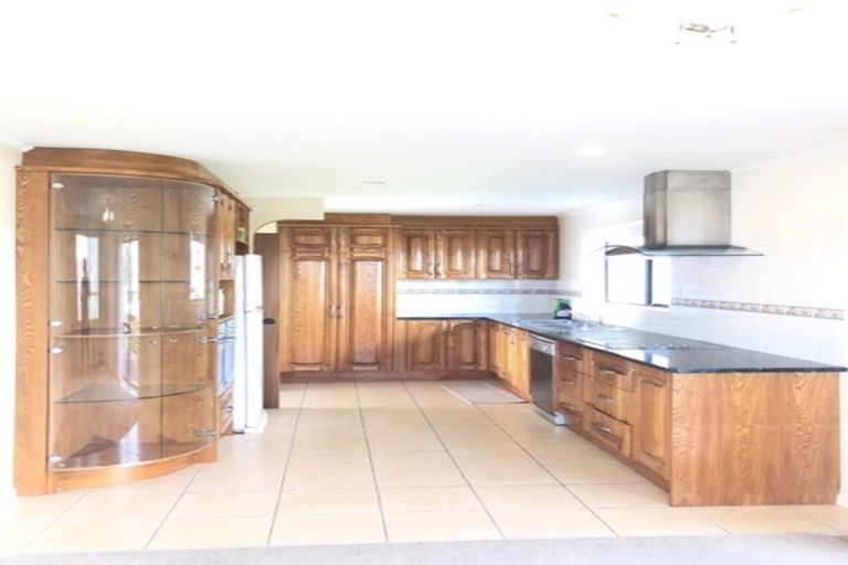 Photo of property in 2/3 Howe Street, Howick, Auckland, 2014