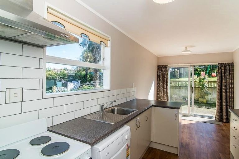 Photo of property in 39 Gray Avenue, Paraparaumu Beach, Paraparaumu, 5032