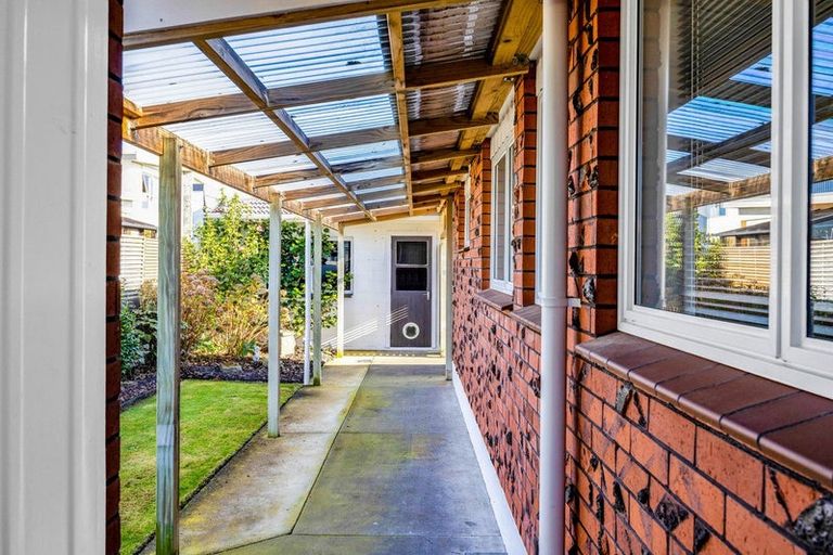 Photo of property in 25 Victoria Street, Hawera, 4610