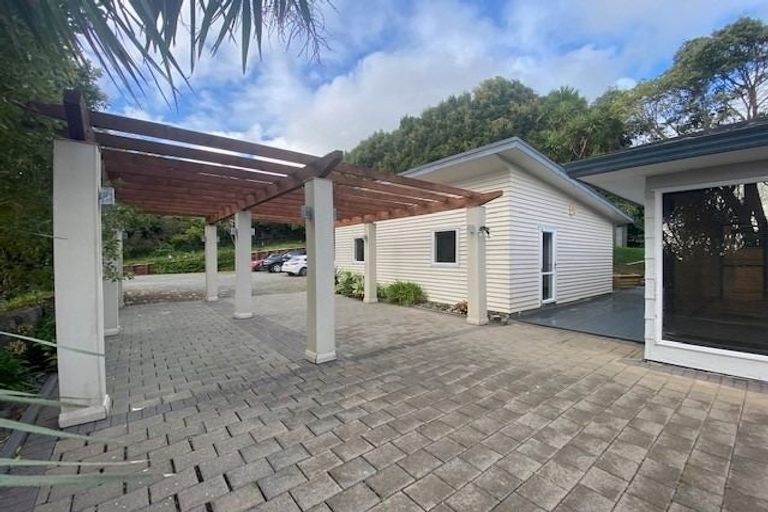 Photo of property in 87 Point View Drive, East Tamaki Heights, Auckland, 2016