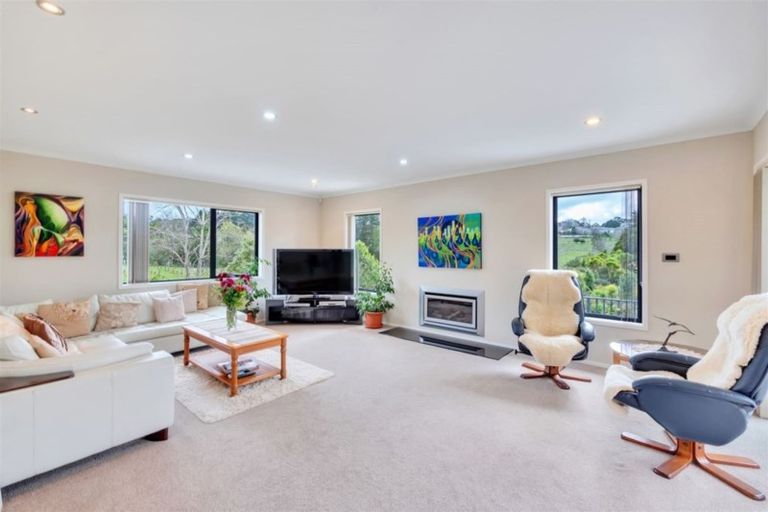 Photo of property in 68 Brookwood Drive, Henderson, Auckland, 0612