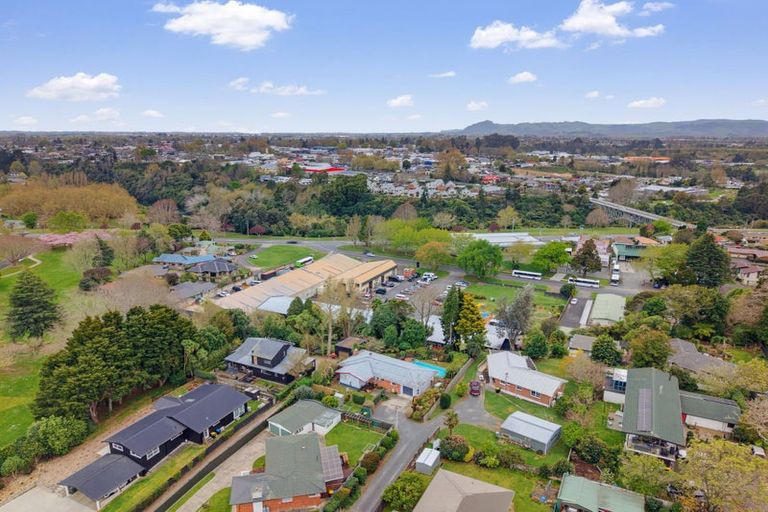 Photo of property in 17 Byron Street, Leamington, Cambridge, 3432