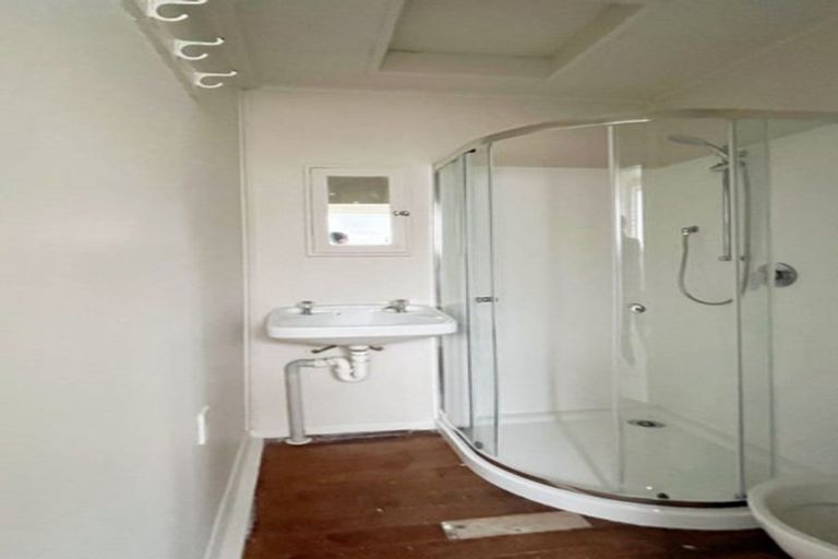 Photo of property in 46 Apirana Avenue, Glen Innes, Auckland, 1072