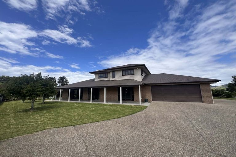Photo of property in 39 Browns Drive, Waihi Beach, 3611