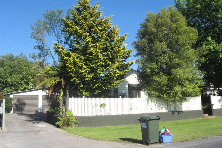 Photo of property in 10 Weld Street, Cambridge, 3434