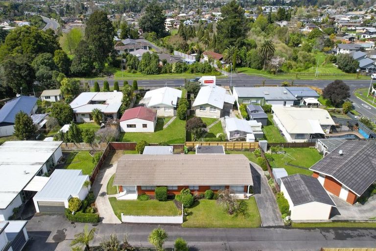 Photo of property in 6a Morrow Avenue, St Andrews, Hamilton, 3200