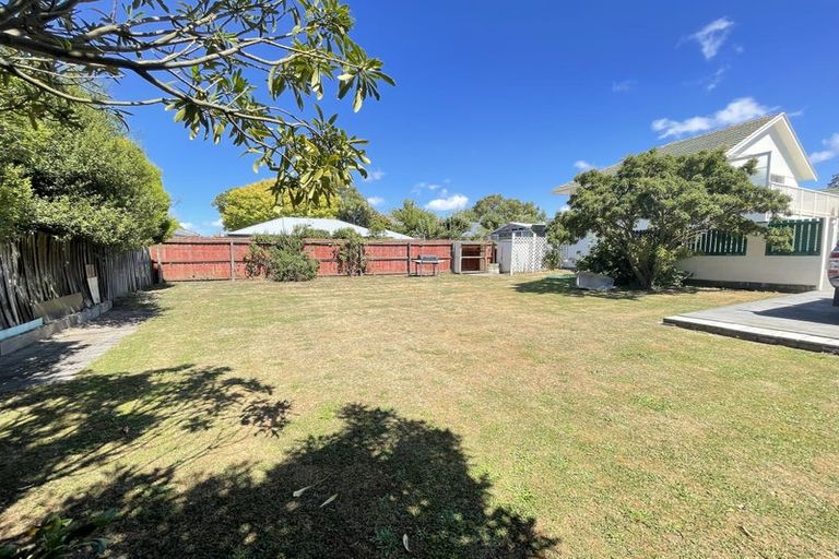 Photo of property in 54 Withells Road, Avonhead, Christchurch, 8042