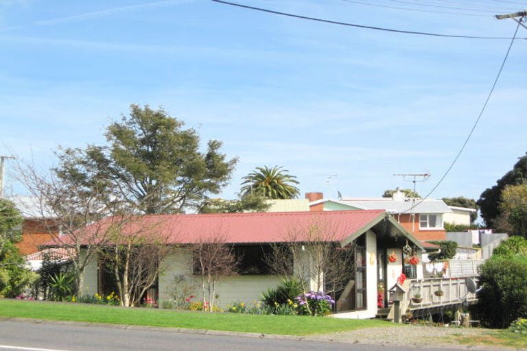 Photo of property in 8 Raleigh Street, Waitara, 4320