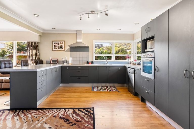 Photo of property in 30 Hillcrest Avenue, Hillcrest, Rotorua, 3015