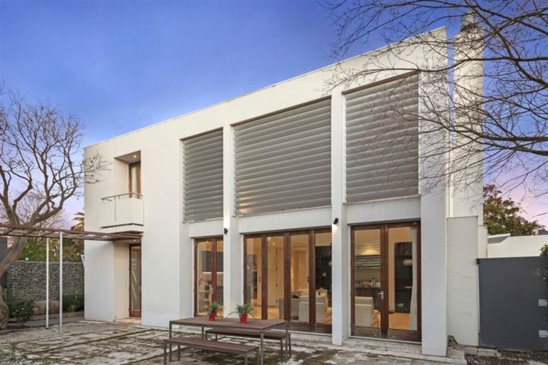 Photo of property in 100a Glandovey Road, Fendalton, Christchurch, 8052