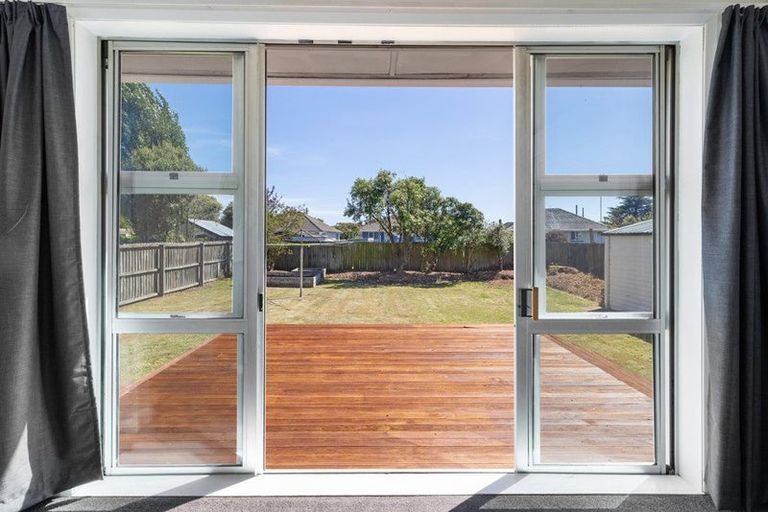 Photo of property in 14 De Havilland Street, Hornby, Christchurch, 8042