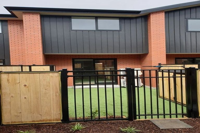 Photo of property in 3/1 Milne Crescent, Taita, Lower Hutt, 5011