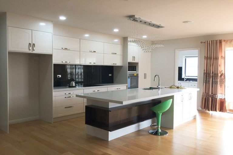 Photo of property in 6 Kohia Way, Huapai, Kumeu, 0810