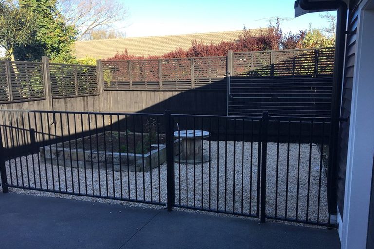 Photo of property in 130 Saint Martins Road, Saint Martins, Christchurch, 8022