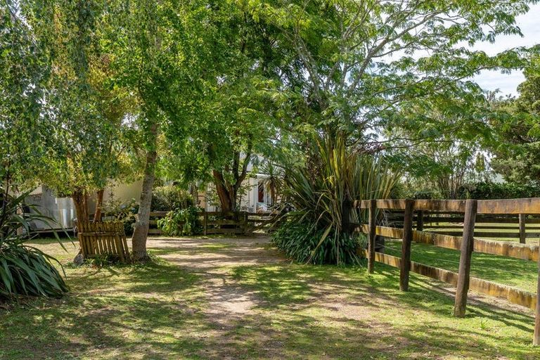 Photo of property in 167 Lincoln Road, Carterton, 5713